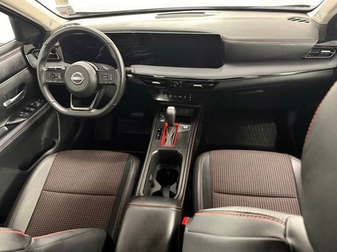 Used 2025 Nissan Kicks SR image 15