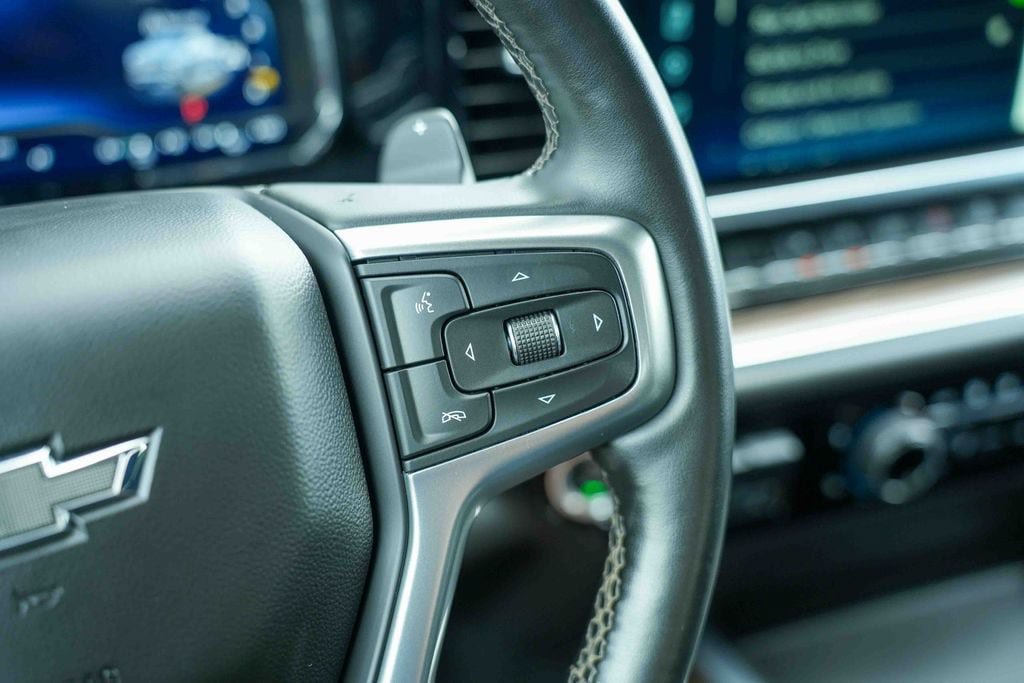 Used 2024 Chevrolet Silverado 1500 RST w/ Z71 Off-Road Package AWD/4WD image 29