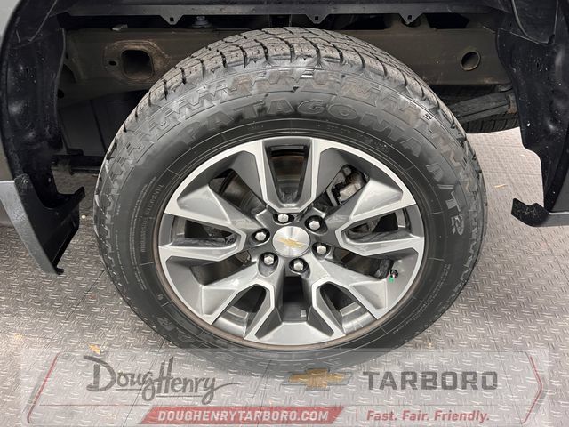 Used 2023 Chevrolet Silverado 1500 LT AWD/4WD image 21