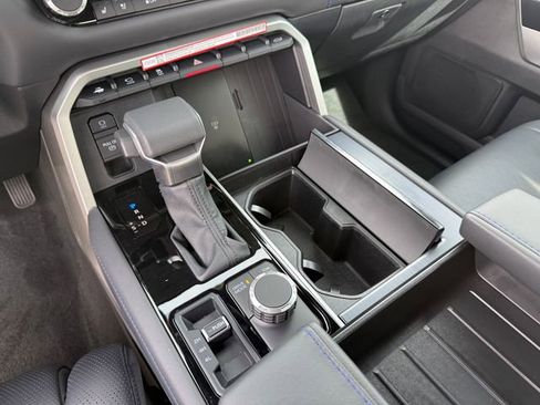 Used 2025 Toyota Tundra Platinum image 23