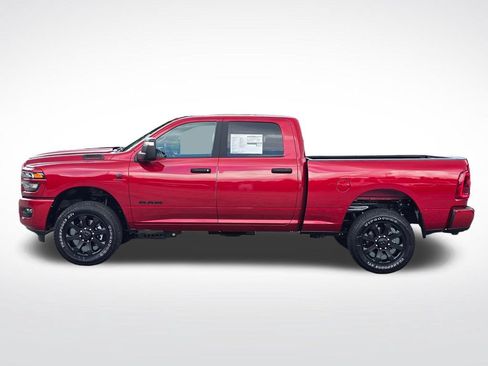 New 2026 RAM 2500 Big Horn AWD/4WD image 17