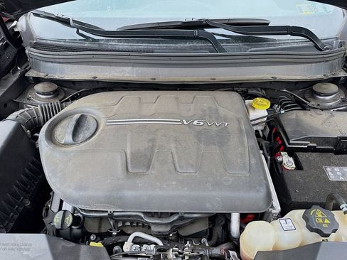 Used 2021 Jeep Cherokee Limited image 30