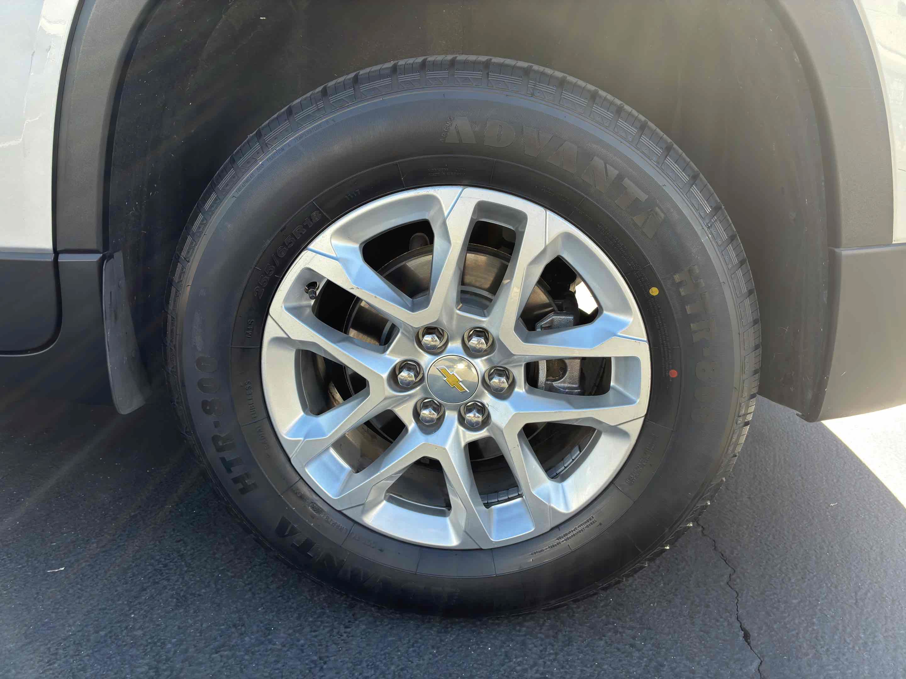 Used 2020 Chevrolet Traverse LS FWD image 14