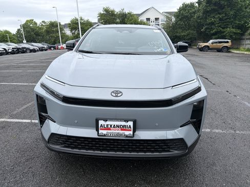 New 2026 Toyota C-HR AWD/4WD image 2