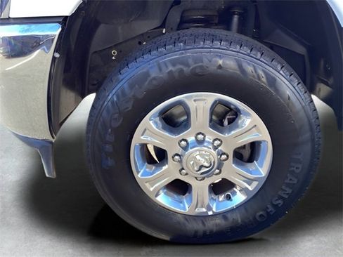 Used 2024 RAM 2500 Big Horn image 9