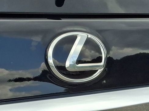 Used 2023 Lexus GX 460 Premium w/ Premium Package AWD/4WD image 32