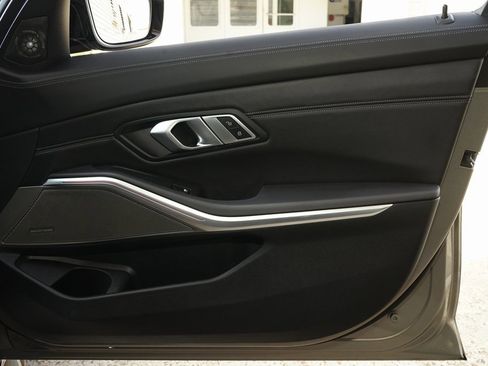 Used 2022 BMW M3 Competition w/ Executive Package image 26