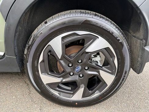 Certified 2025 Subaru Crosstrek 2.5i Limited image 31