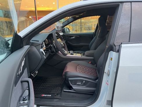 New 2026 Audi RS Q8 performance image 21