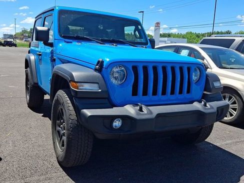 Used 2021 Jeep Wrangler Sport AWD/4WD image 3