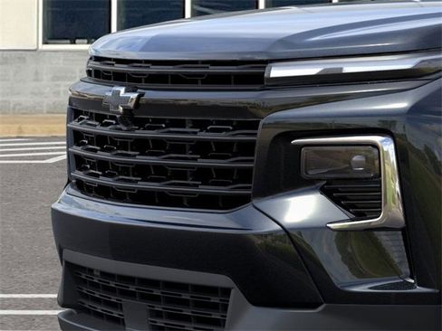 New 2026 Chevrolet Traverse LT w/ Midnight/Sport Edition image 13