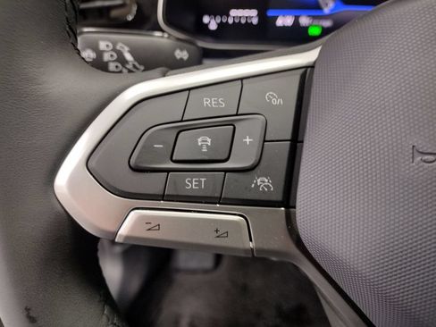 New 2026 Volkswagen Jetta SE FWD image 24