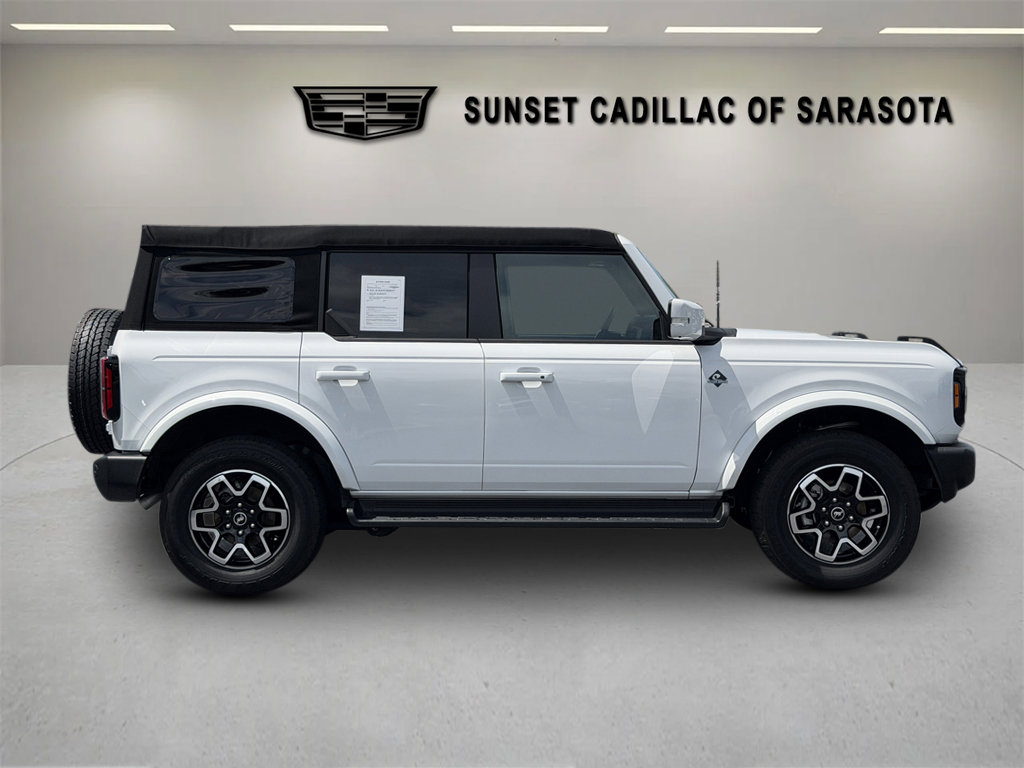 Used 2025 Ford Bronco Outer Banks AWD/4WD image 8