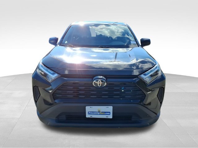 Used 2025 Toyota RAV4 LE AWD/4WD image 15