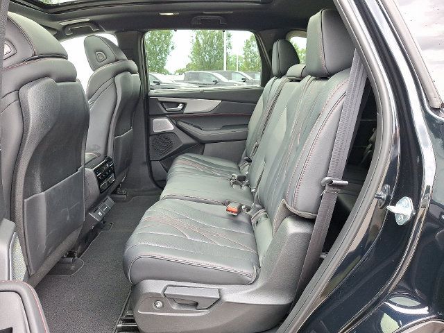 Used 2026 Acura MDX A-Spec w/ Advance Package AWD/4WD image 11