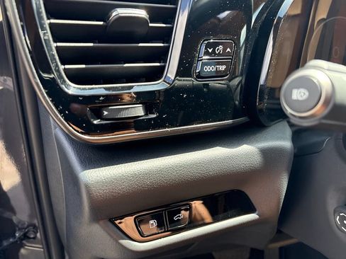 Certified 2025 Lexus NX 250 FWD w/ Accessory Package (Z1) image 12