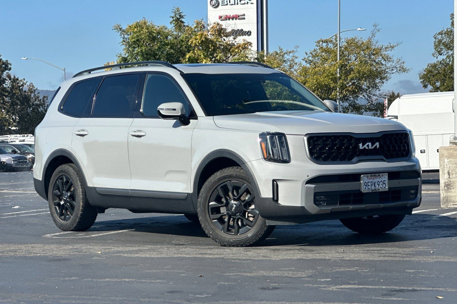 Used 2023 Kia Telluride SX X-Pro AWD/4WD image 2