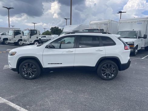 Used 2021 Jeep Cherokee Latitude Lux 80th Anniv w/ Quick Order Package 26U 80TH FWD image 6