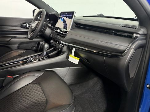 Used 2025 Jeep Compass Latitude w/ Altitude Special Edition image 30