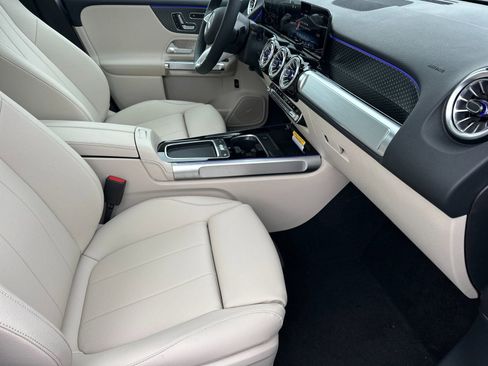 New 2026 Mercedes-Benz GLB 250 4MATIC image 15