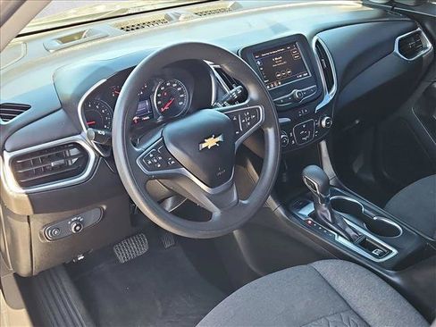 Used 2022 Chevrolet Equinox LT AWD/4WD image 13