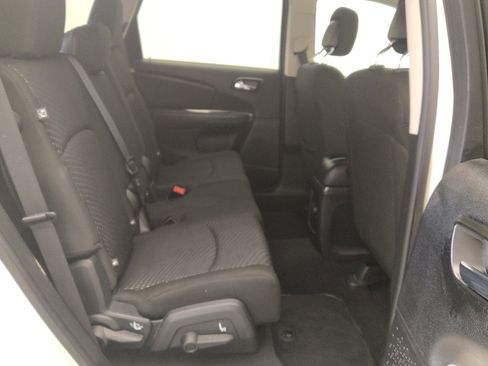 Used 2019 Dodge Journey SE w/ Connectivity Group image 19