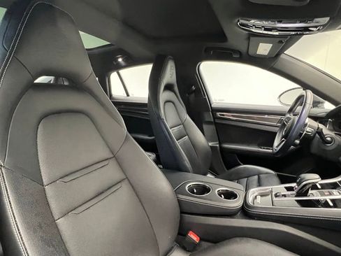 Certified 2018 Porsche Panamera 4S image 17