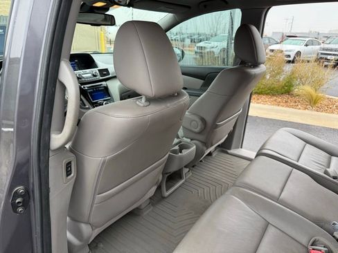 Used 2015 Honda Odyssey EX-L image 9