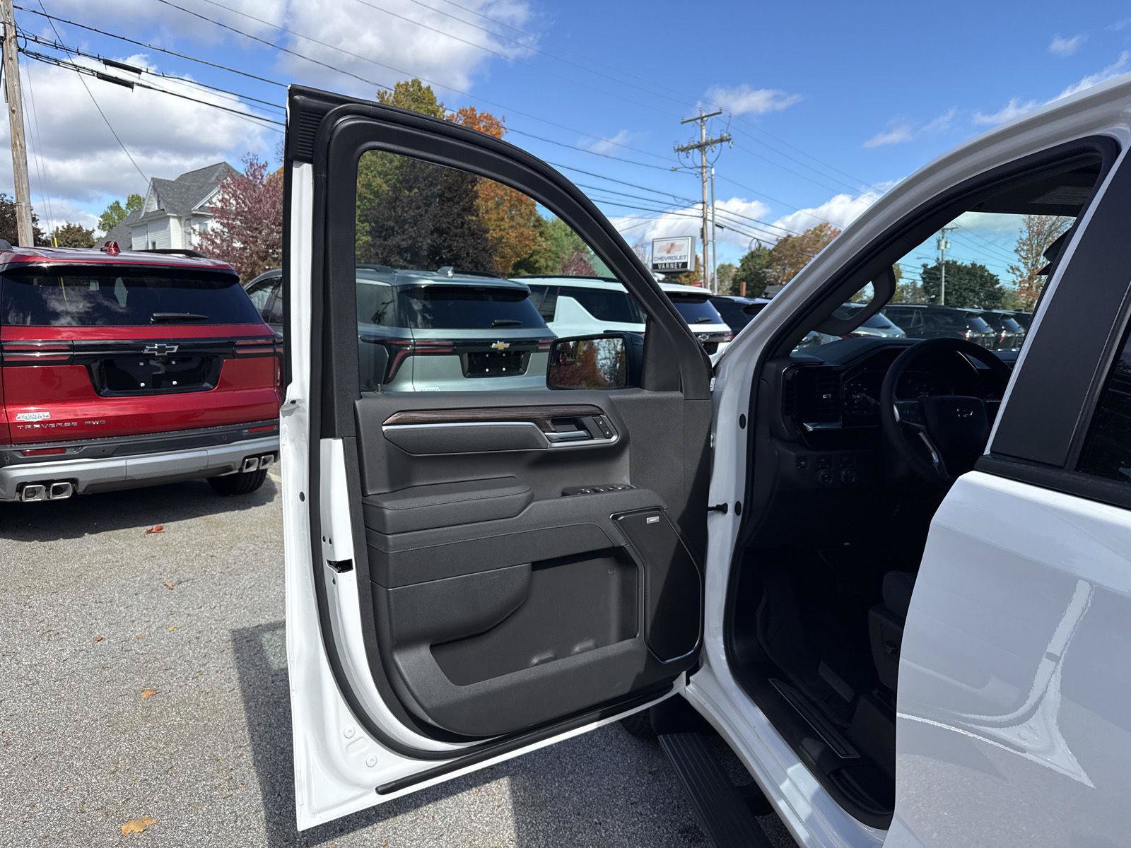 New 2026 Chevrolet Silverado 1500 RST w/ Convenience Package II AWD/4WD image 13