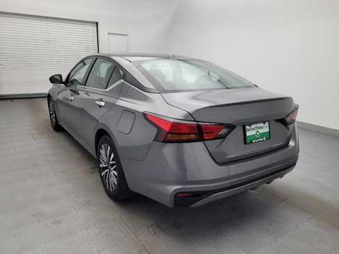 Used 2023 Nissan Altima 2.5 SV image 5