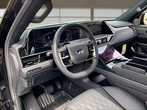 Certified 2026 INFINITI QX80 Autograph image 14