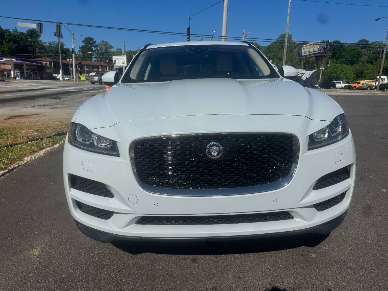 Used 2019 Jaguar F-PACE Premium AWD/4WD image 8
