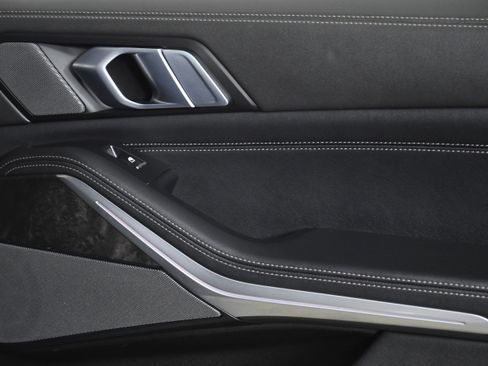 Used 2024 BMW X5 sDrive40i image 25