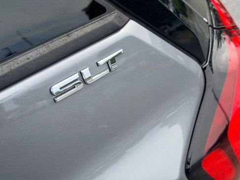 Used 2021 GMC Terrain SLT AWD/4WD image 10