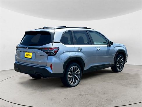 New 2025 Subaru Forester Touring image 5