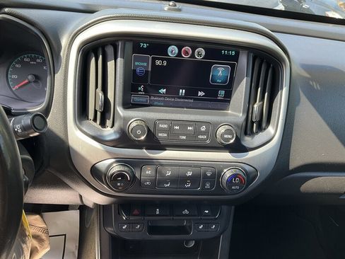 Used 2015 Chevrolet Colorado LT w/ Luxury Package RWD image 20