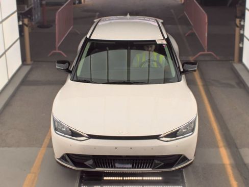 Used 2024 Kia EV6 Wind w/ Wind Technology Package AWD/4WD image 14