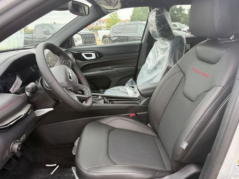 New 2026 Jeep Compass Trailhawk w/ Sun, Sound & Navigation Group image 14