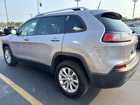 Used 2020 Jeep Cherokee Latitude AWD/4WD image 4