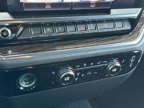 Used 2023 GMC Sierra 1500 Elevation w/ LPO, Elevation Black Package image 28