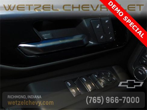 New 2025 Chevrolet Suburban Premier w/ Sun And Tow Package image 36