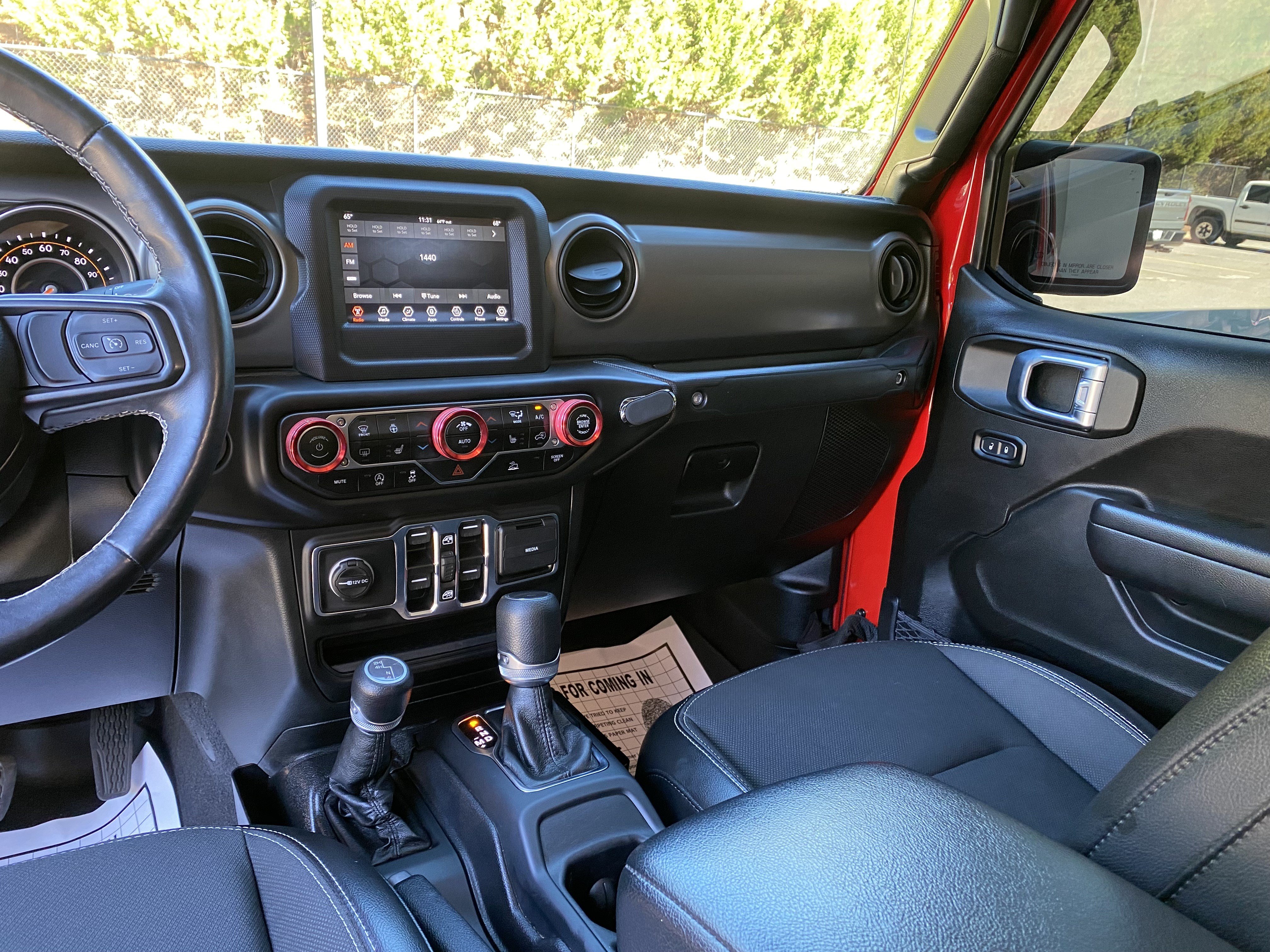 Used 2021 Jeep Gladiator Sport AWD/4WD image 24