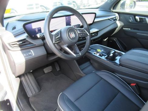 Used 2026 Buick Enclave Preferred FWD image 15