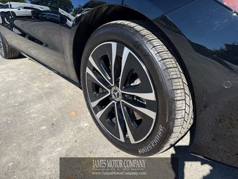 Certified 2025 Mercedes-Benz CLA 250 4MATIC image 11