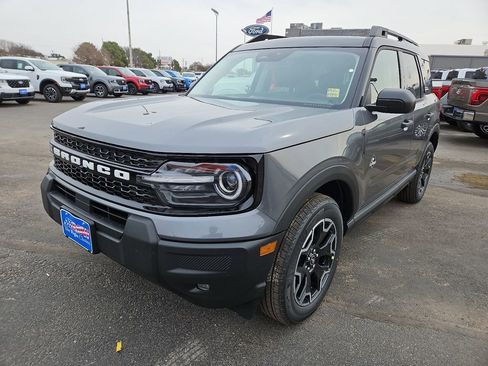 New 2026 Ford Bronco Sport Outer Banks image 4