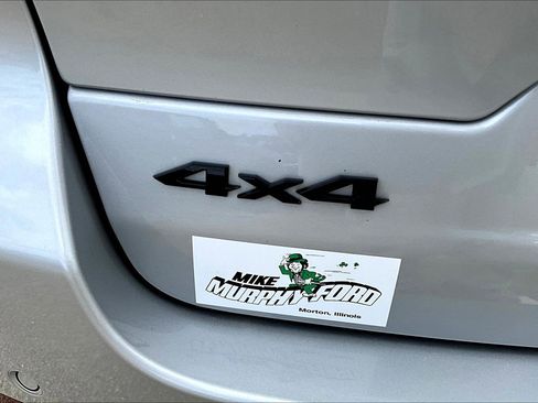 Used 2024 Jeep Grand Cherokee Altitude AWD/4WD image 6