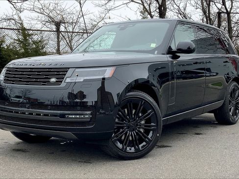 New 2026 Land Rover Range Rover Long Wheelbase SE image 1