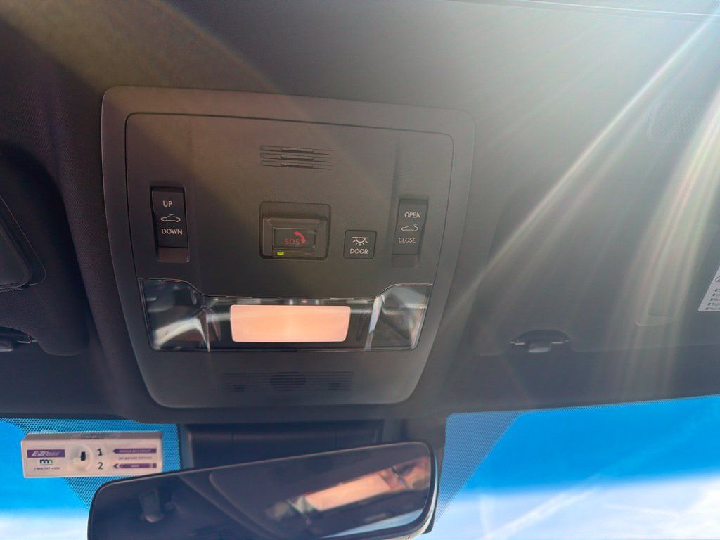 Used 2025 Lexus ES 300h Ultra Luxury FWD image 22