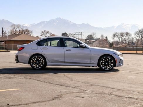 New 2026 BMW 330i xDrive Sedan w/ M Sport Package image 6
