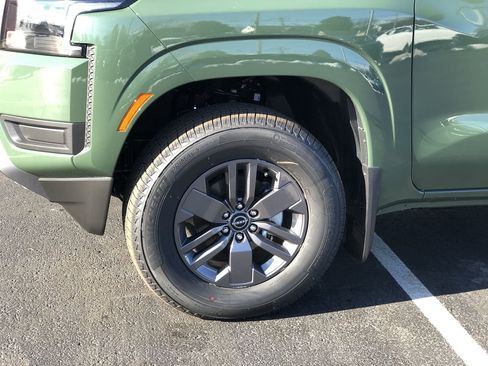 New 2026 Nissan Frontier SV w/ Tow Package image 10